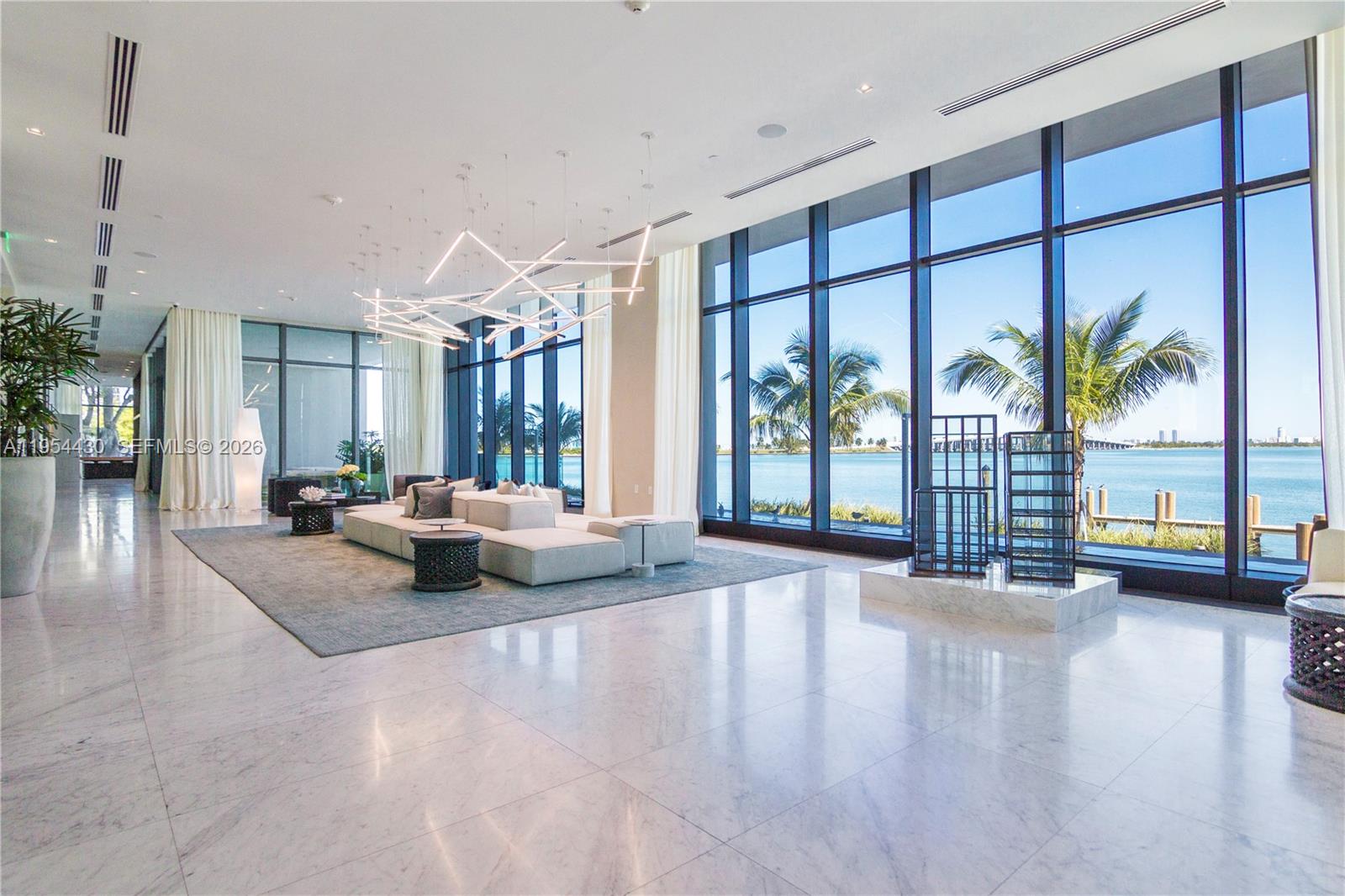 ONE PARAISO CONDO - Residential