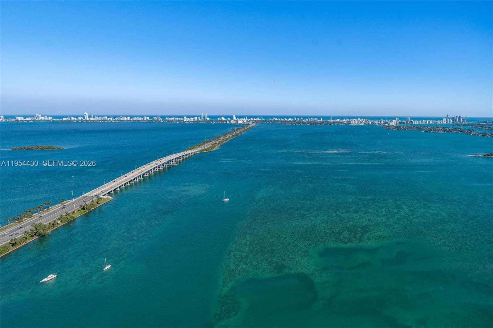 ONE PARAISO CONDO - Residential