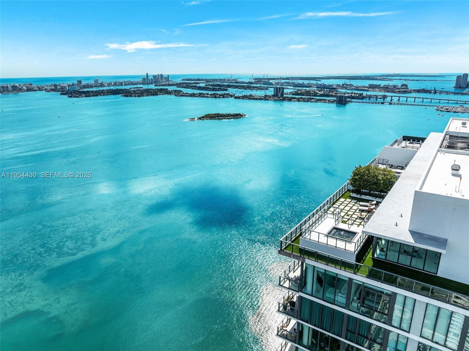 3131 NE 7th Ave UPH5303