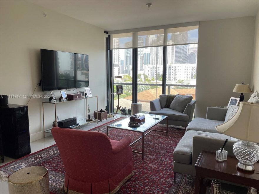 This 3 bedrooms and 3 bathrooms corner unit has floor to ceiling glass impact windows, with 2 bedrooms being master size with walk in closest and master bathrooms. BOSCH Stainless Steel appliances, Italian cabinetry, Quartz counter-tops, Washer/Dryer.
Cassa Brickell is a 10-story boutique building located in the quietest corner in Brickell area, with quick access to I95, Brickell Ave, South Miami Ave and Coral Way. Walking distance to restaurants, Publix, CVS and all the vibrant nightlife. Rooftop pool with incredible views, gym, summer kitchen, lounges and more.
Vacant and very easy to show!