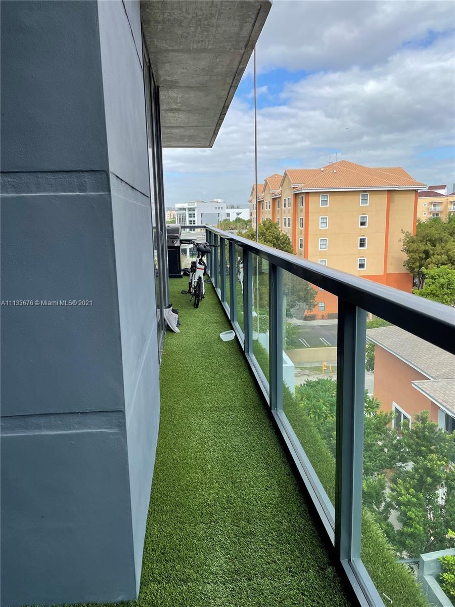 CASSA BRICKELL - Residential Lease