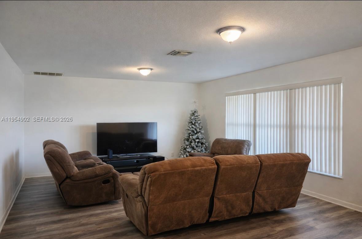 AMBERWOOD ESTATES - Residential