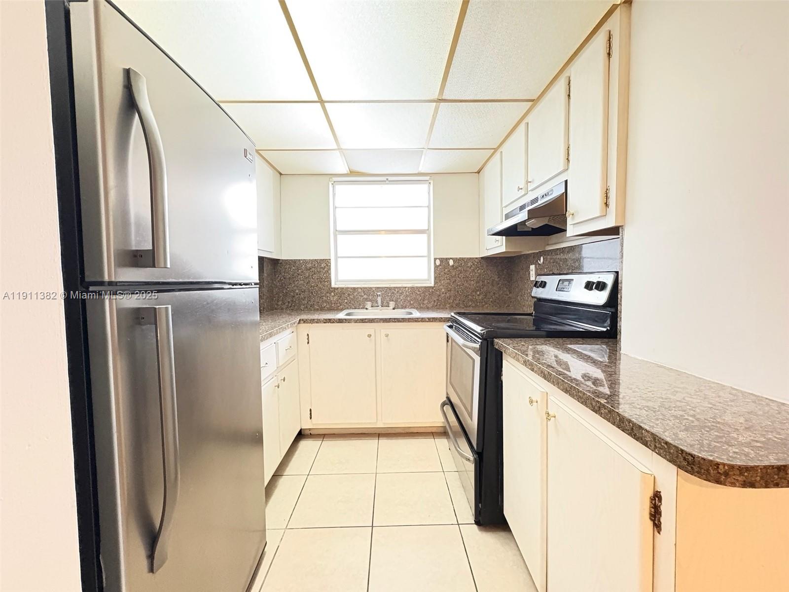 HALLCREST APTS CONDO - Residential Lease