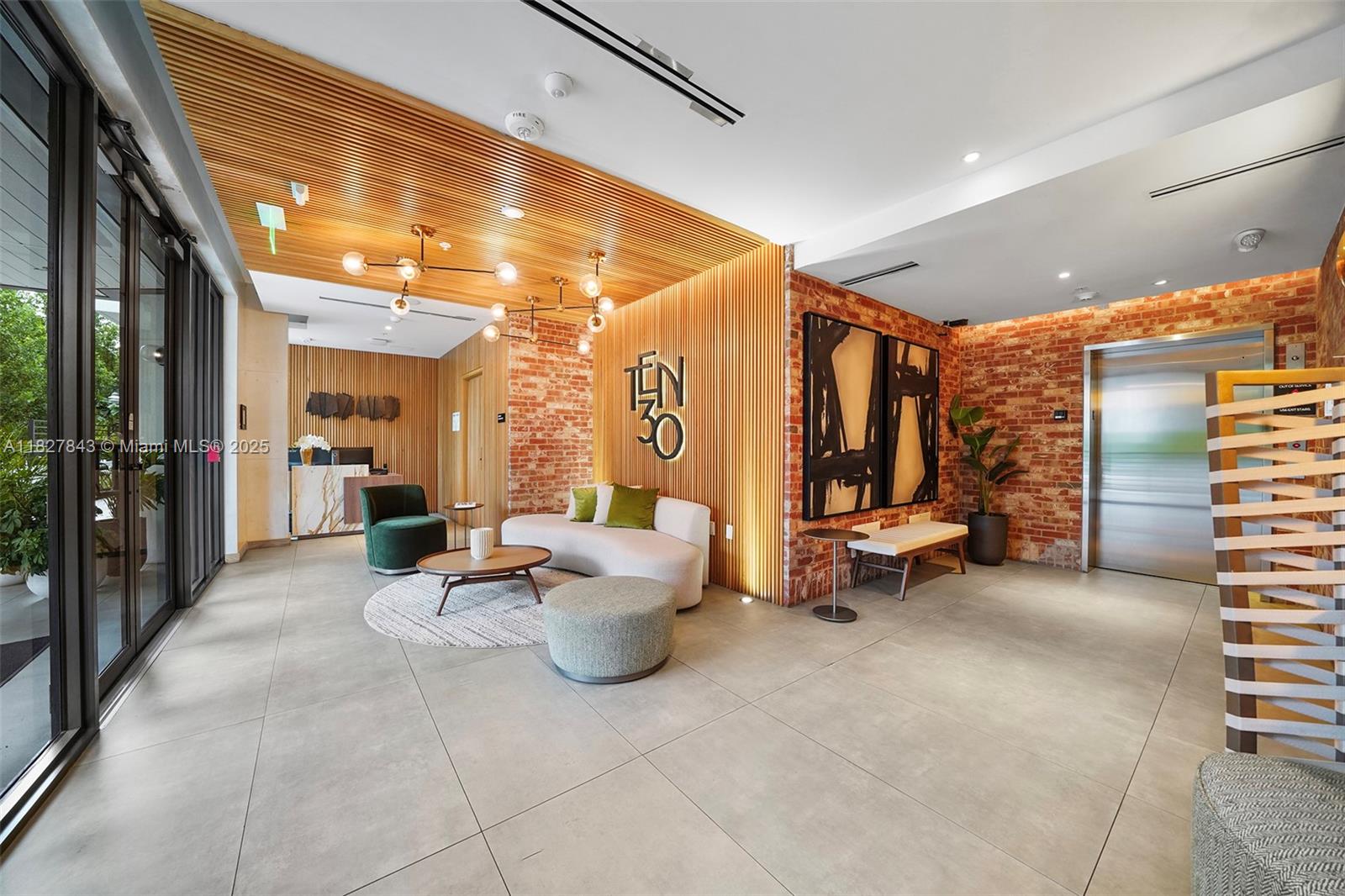 LINCOLN SUB - Residential Lease