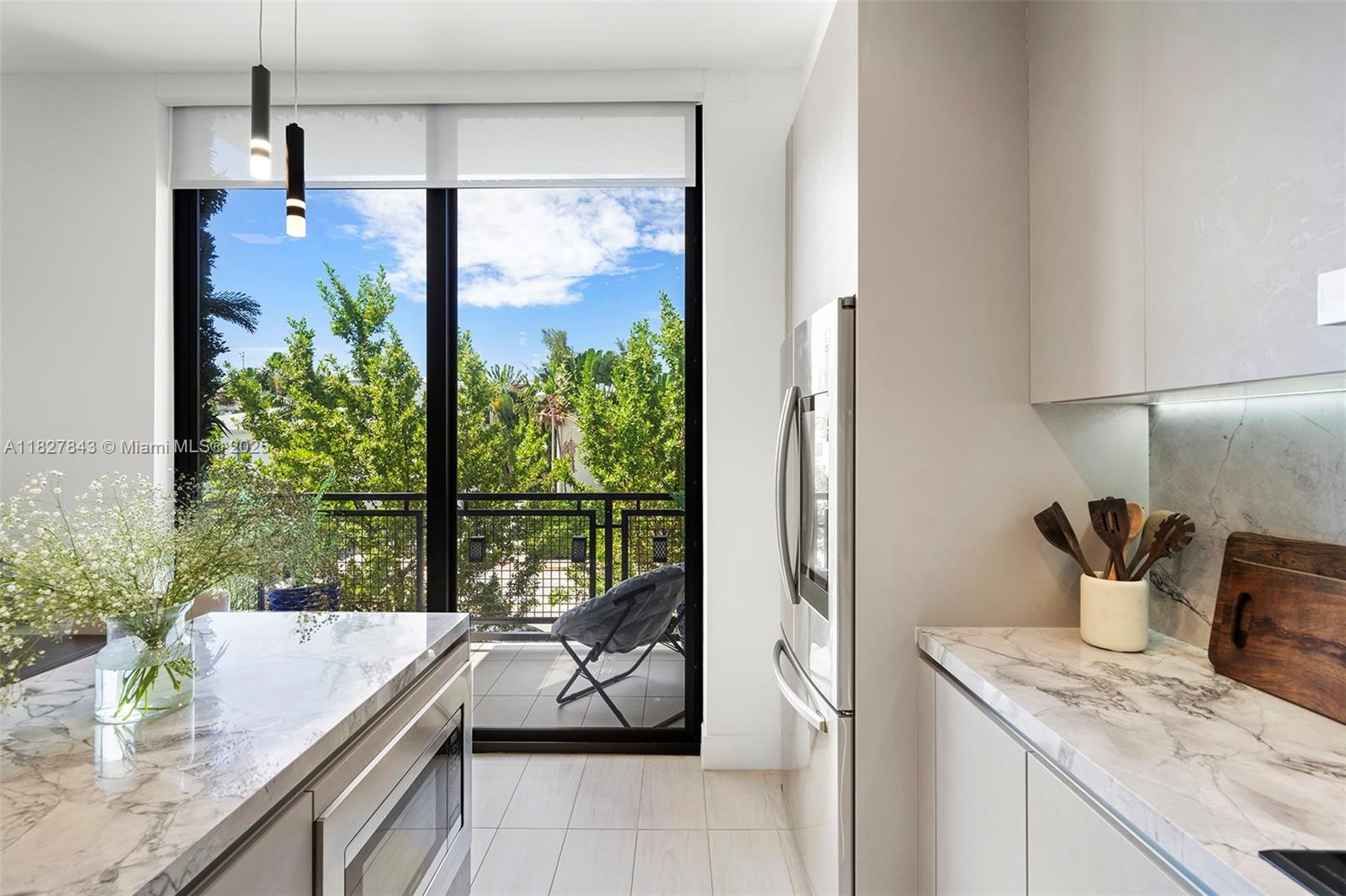 LINCOLN SUB - Residential Lease