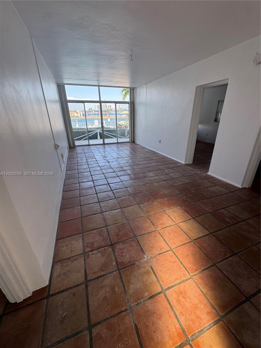 10281 E Bay Harbor Dr C2