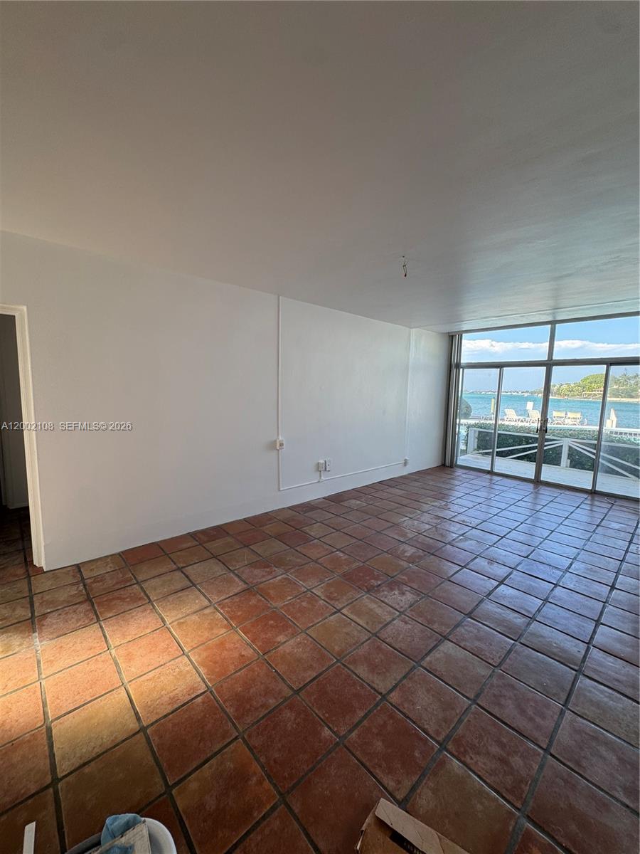 10281 E Bay Harbor Dr C2