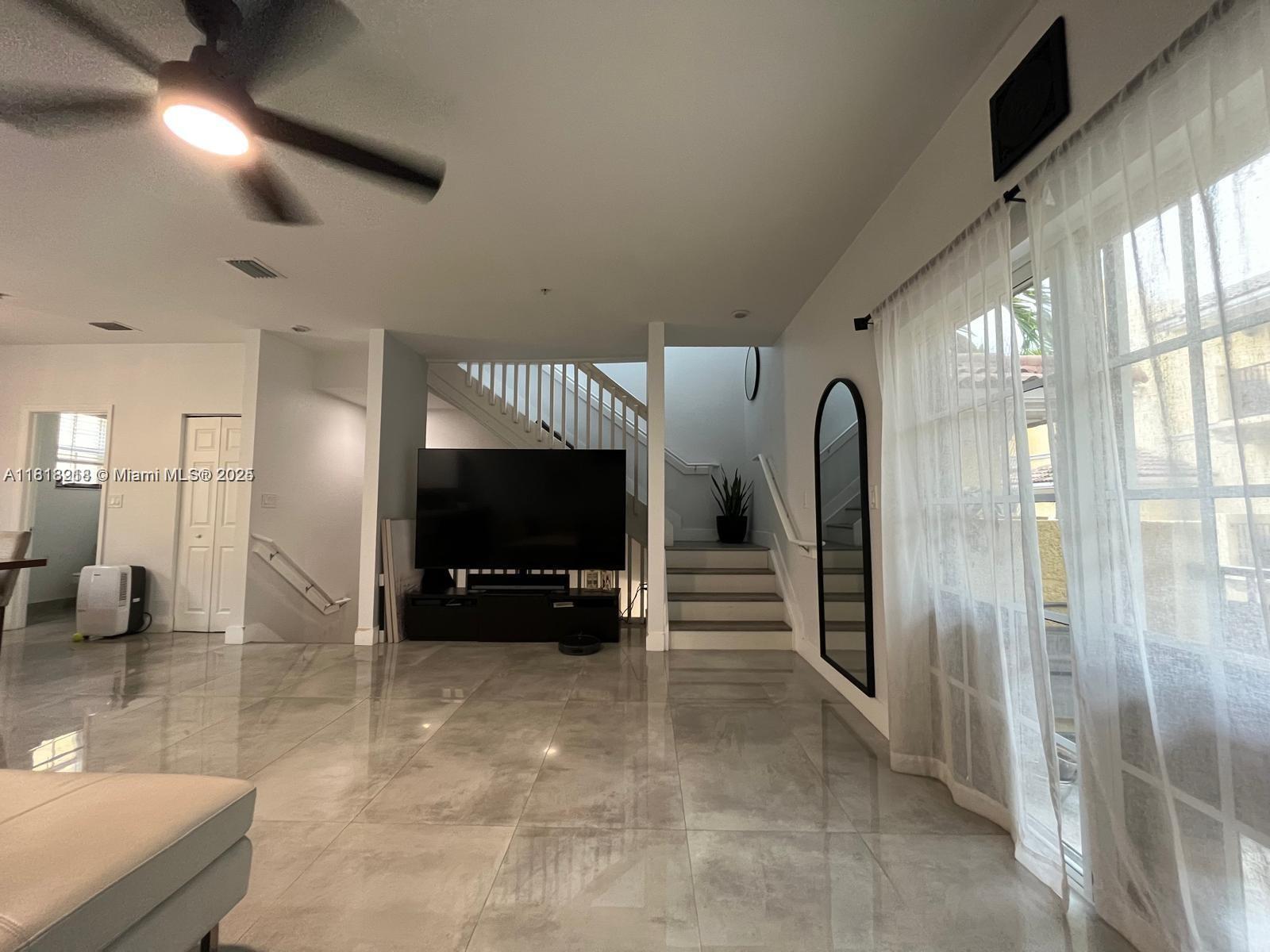 BETA PLAT - Residential Lease