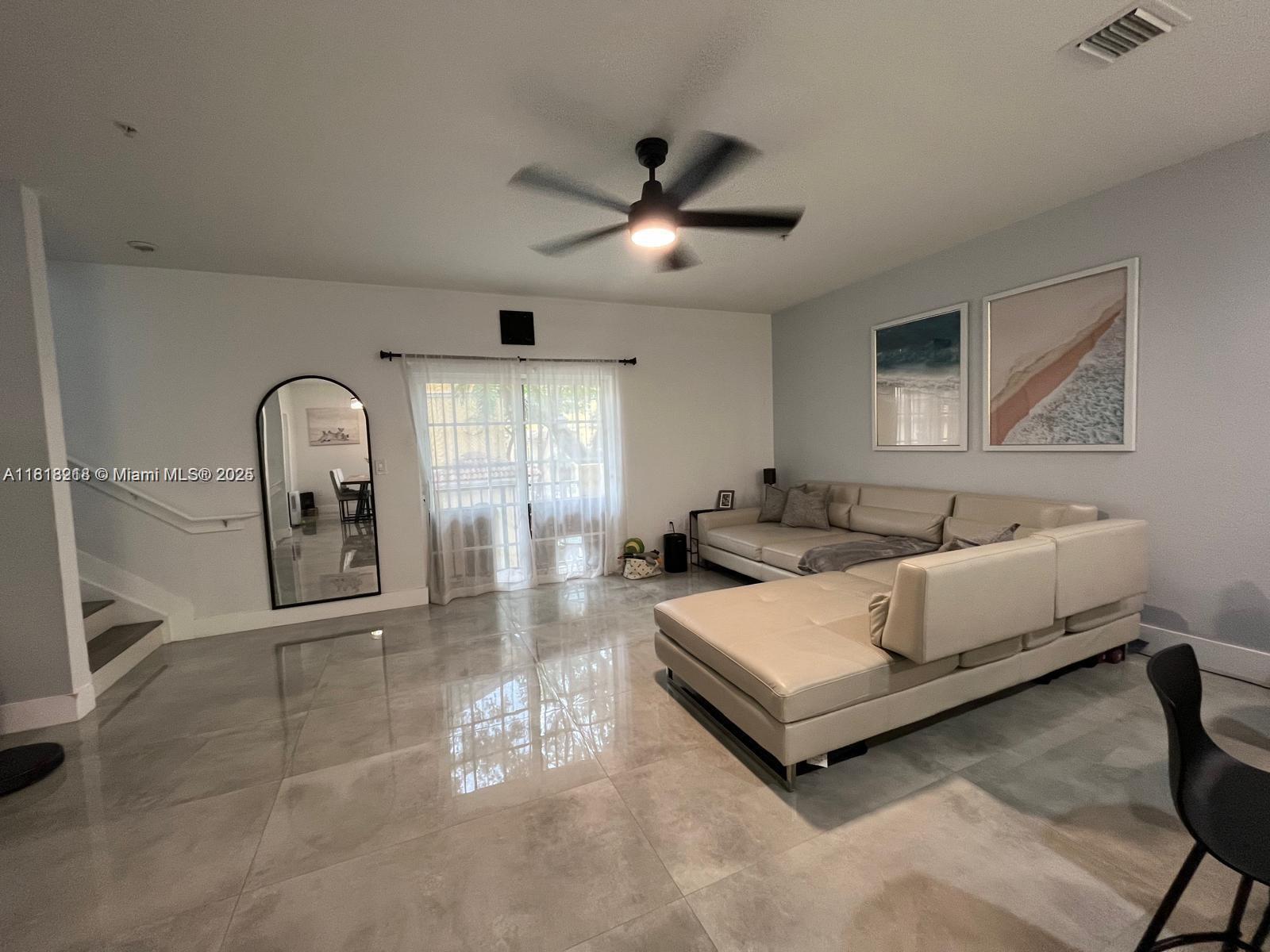 BETA PLAT - Residential Lease