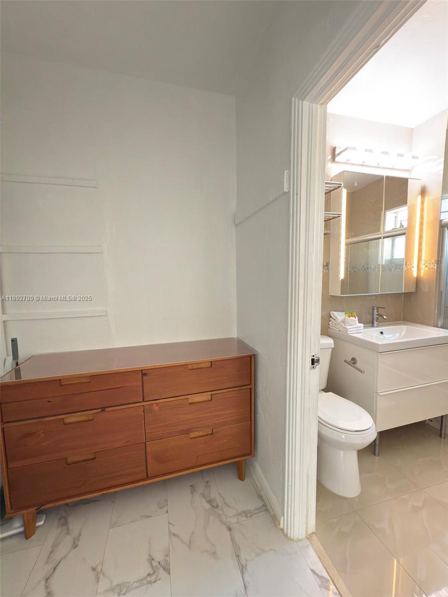 OCEAN BEACH ADDN NO 3 - Residential Lease