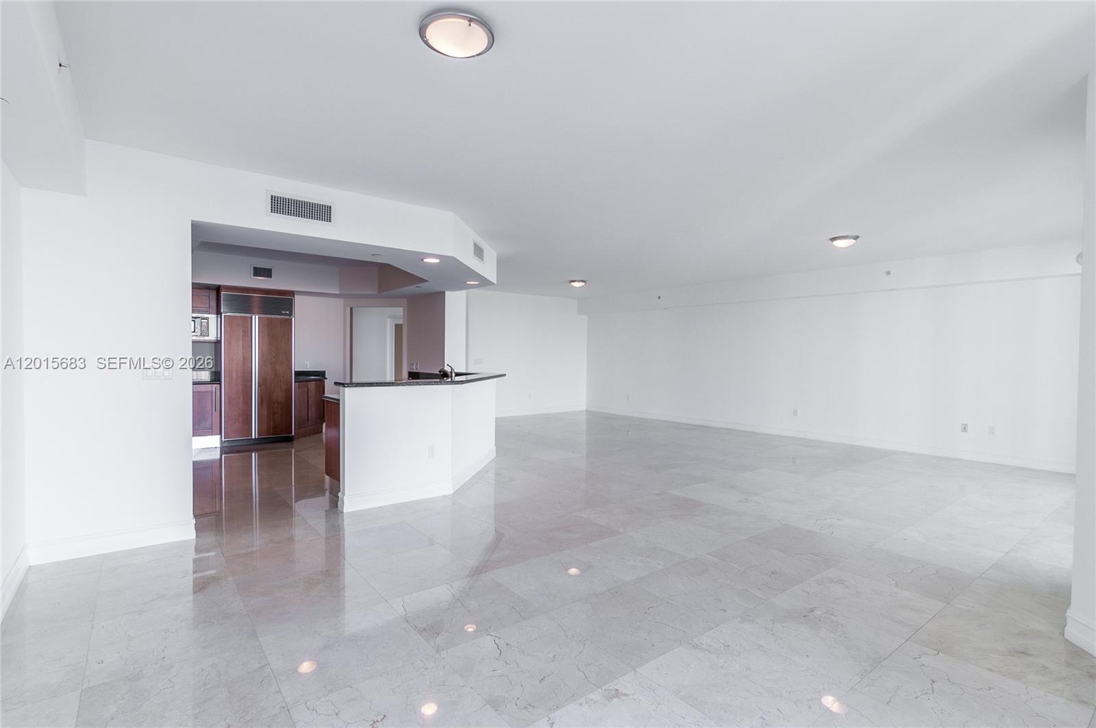 THE PENINSULA II CONDO - Residential