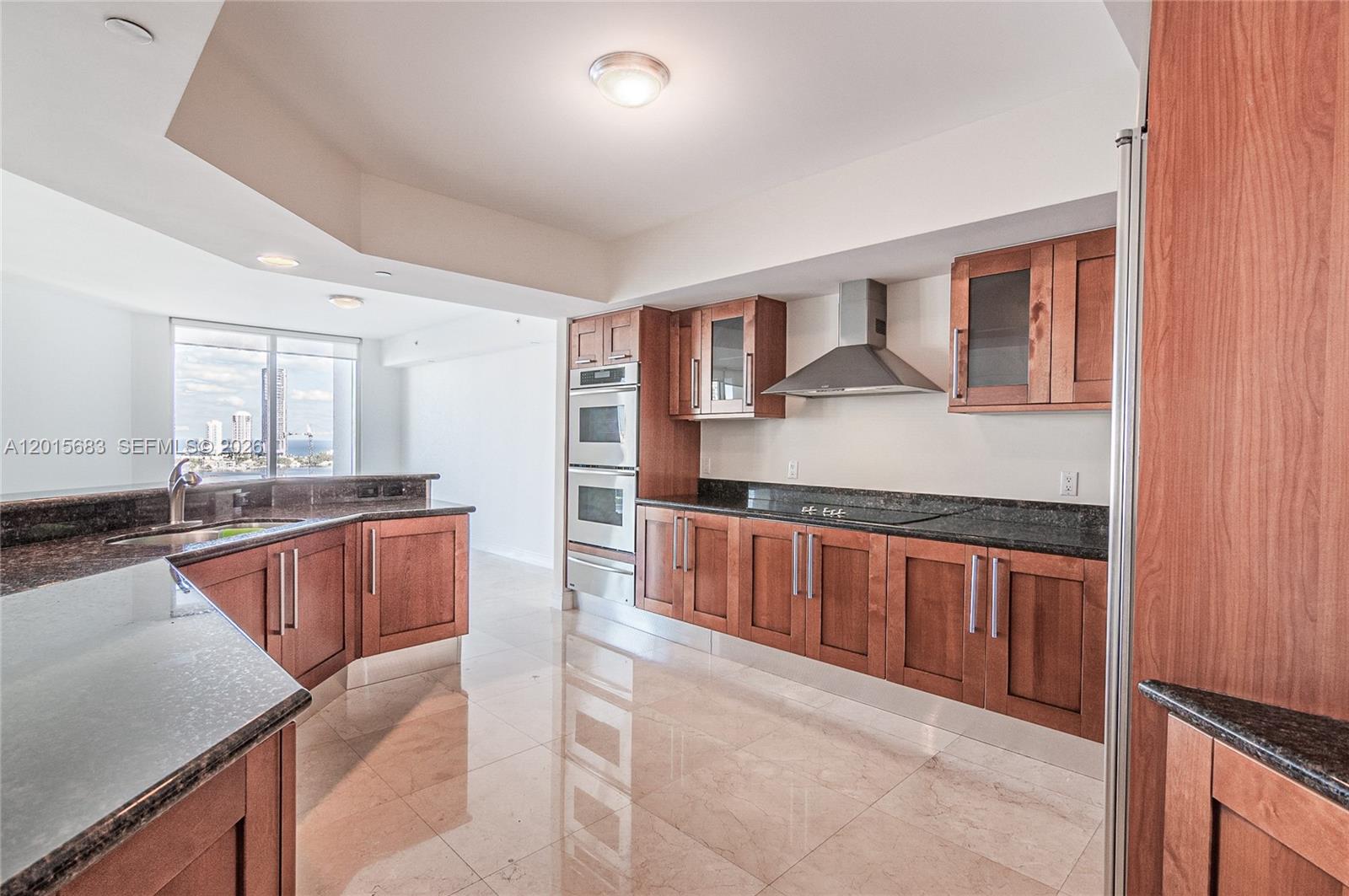 THE PENINSULA II CONDO - Residential