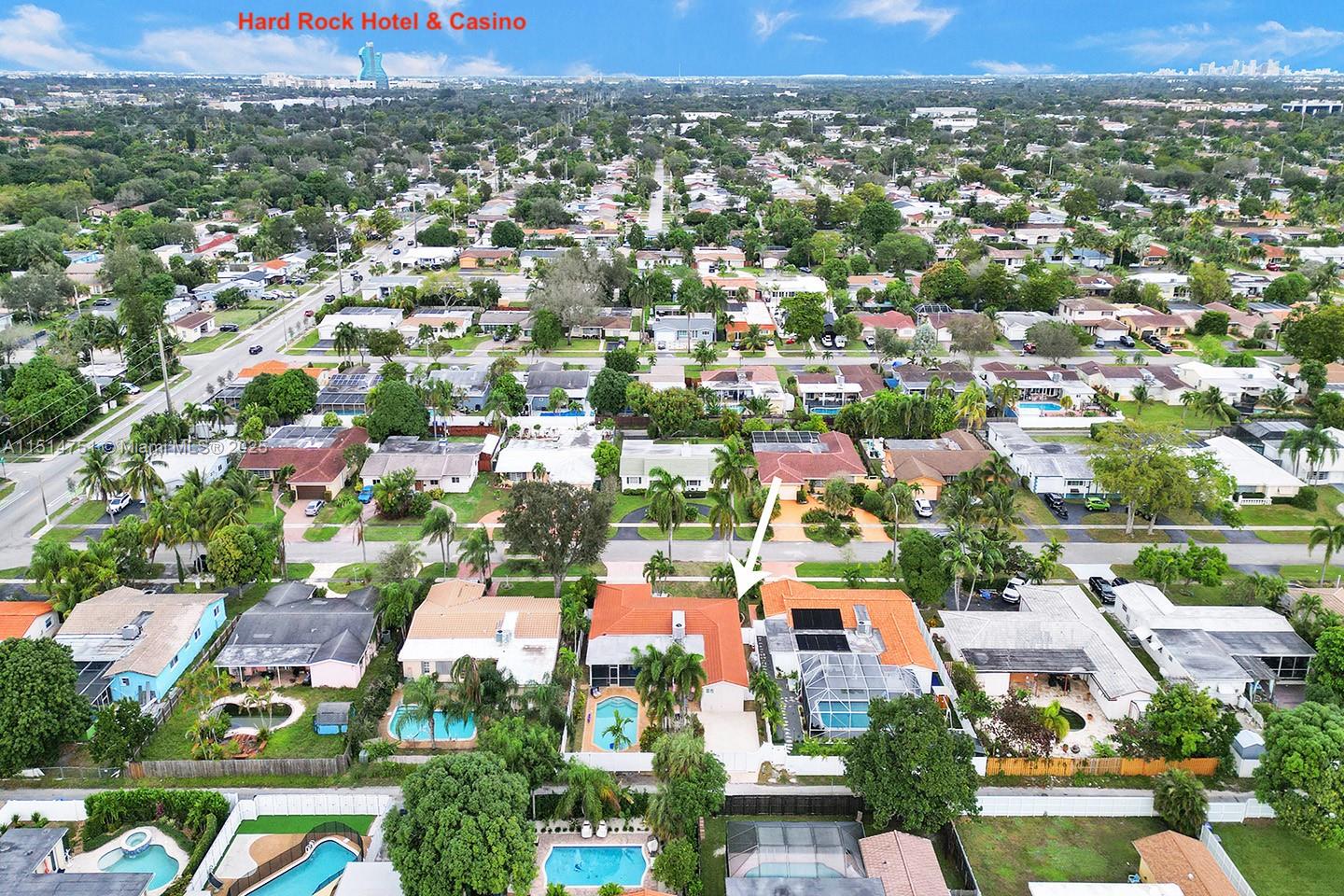 HOLLYWOOD HILLS AMEN PLAT - Residential Lease