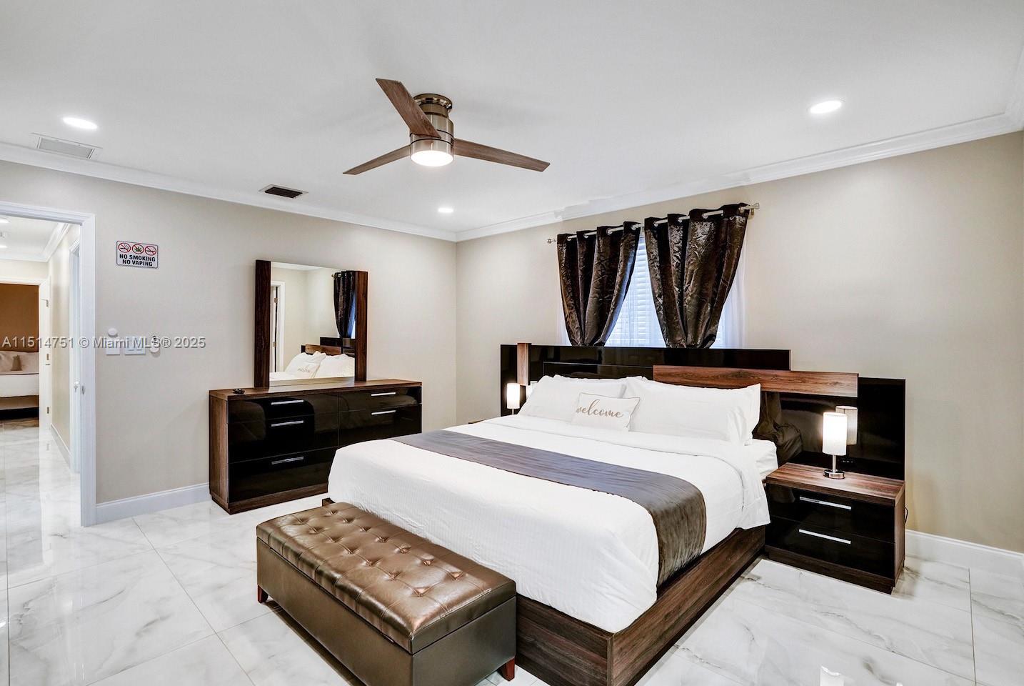 HOLLYWOOD HILLS AMEN PLAT - Residential Lease