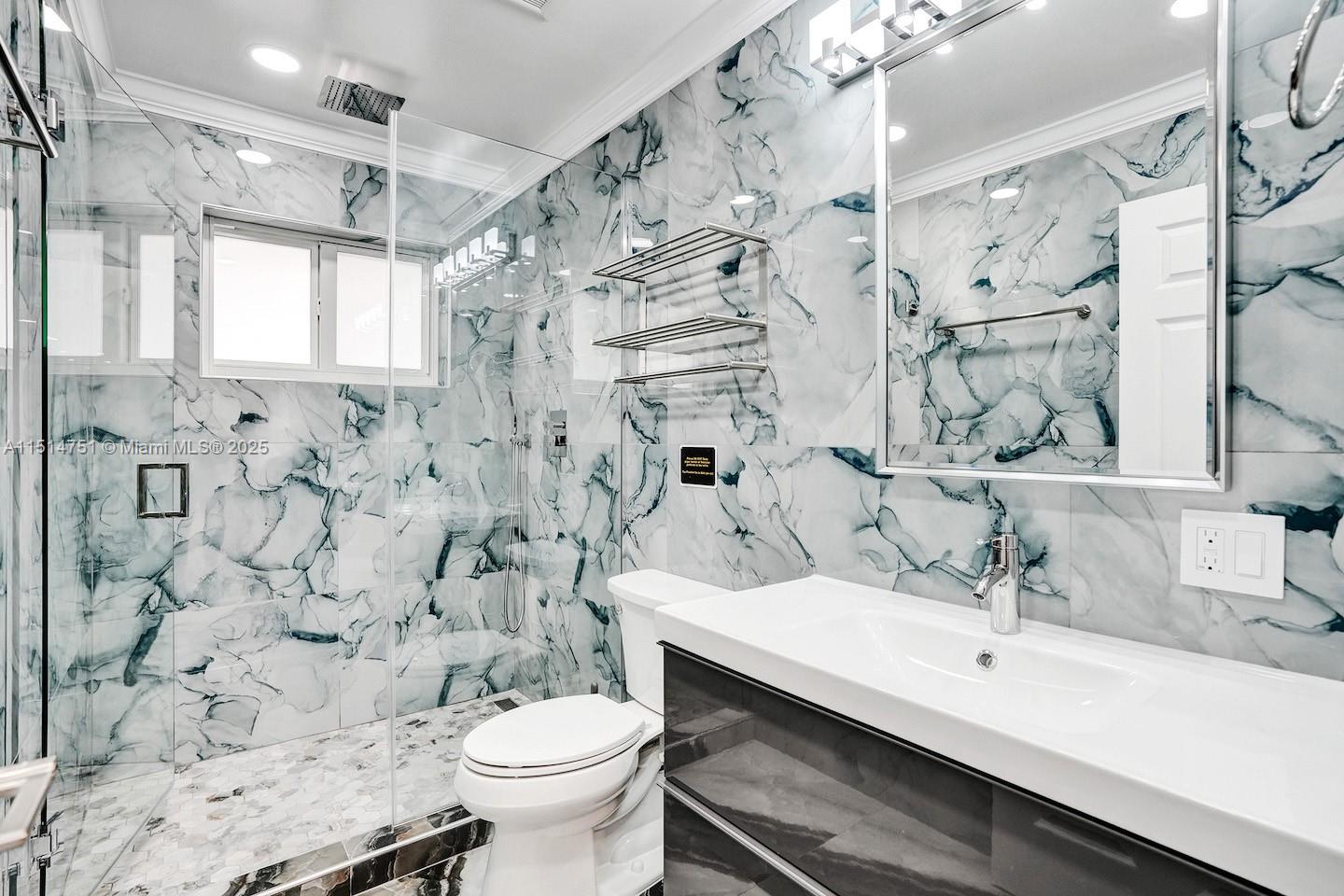 HOLLYWOOD HILLS AMEN PLAT - Residential Lease