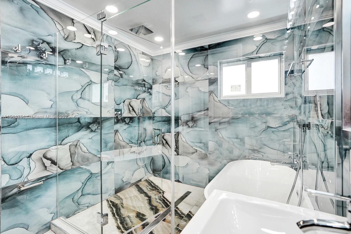 HOLLYWOOD HILLS AMEN PLAT - Residential Lease