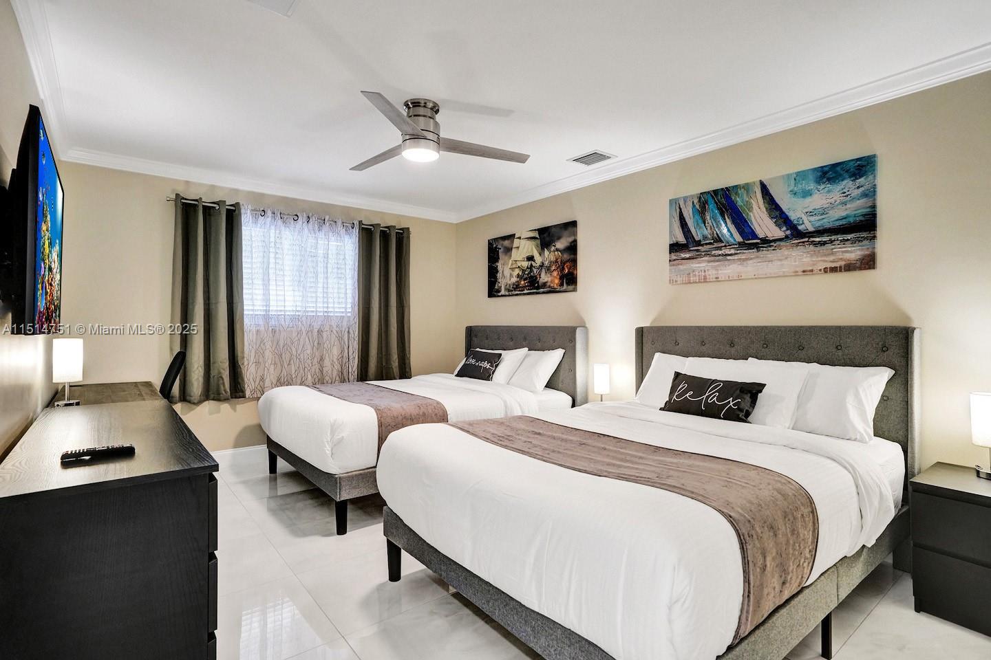 HOLLYWOOD HILLS AMEN PLAT - Residential Lease