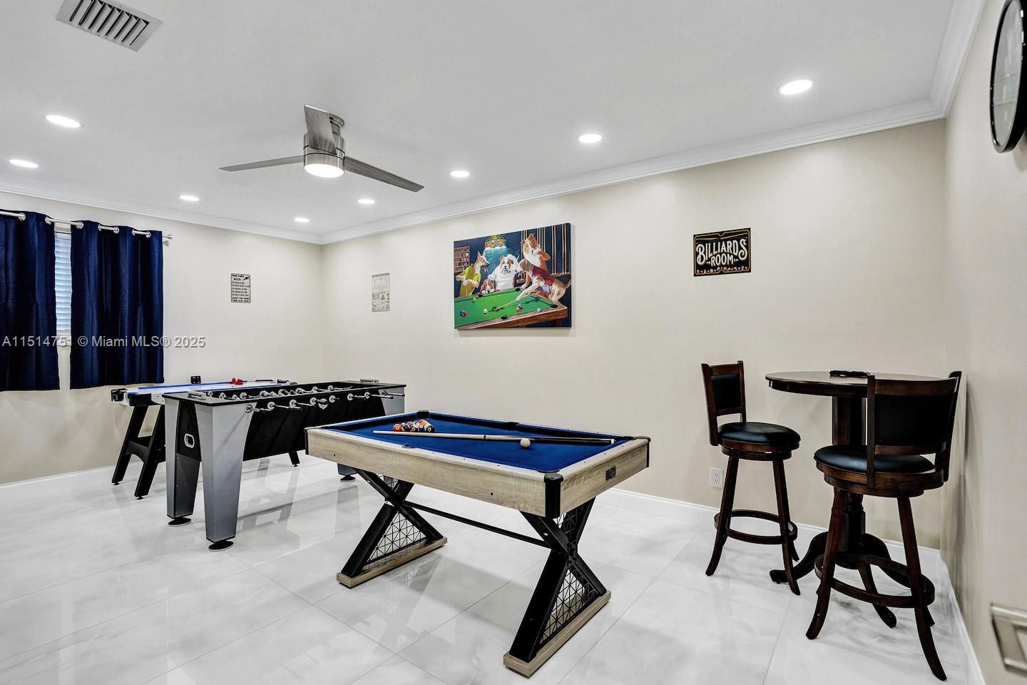 HOLLYWOOD HILLS AMEN PLAT - Residential Lease