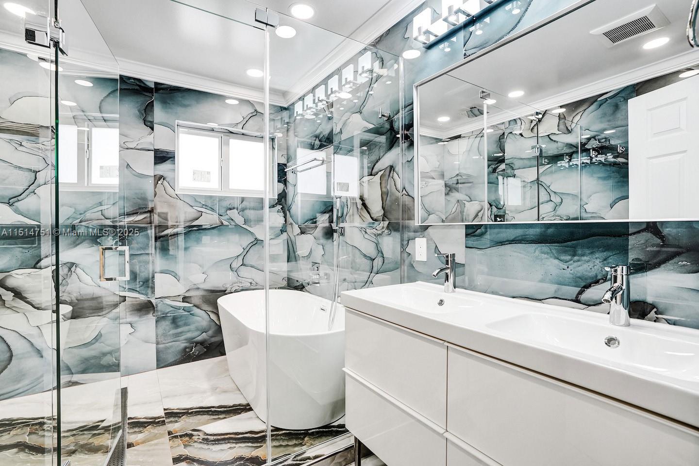 HOLLYWOOD HILLS AMEN PLAT - Residential Lease