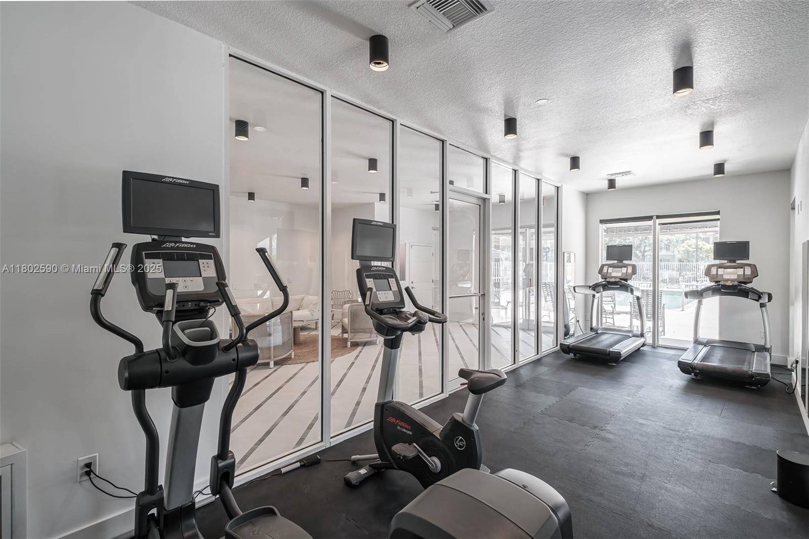 Melrose Apartments - Residential Lease