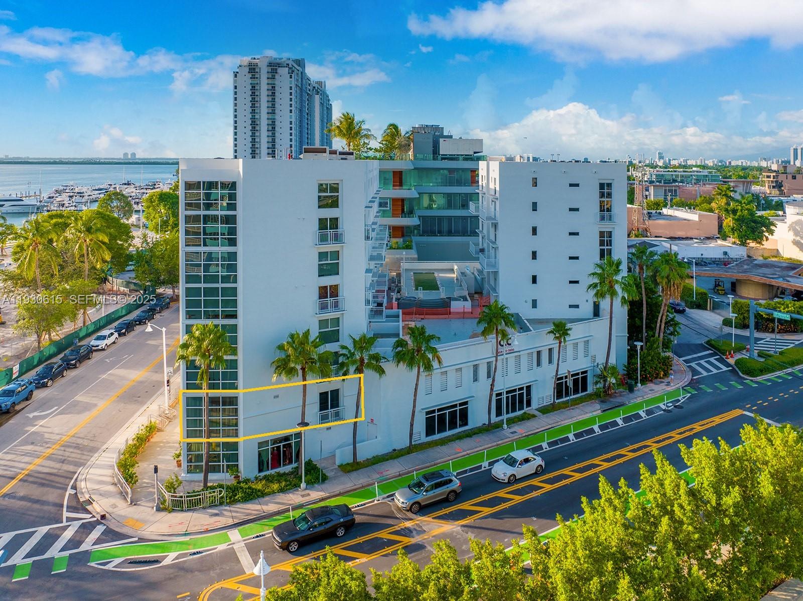 1701 SUNSET HARBOUR DR 201