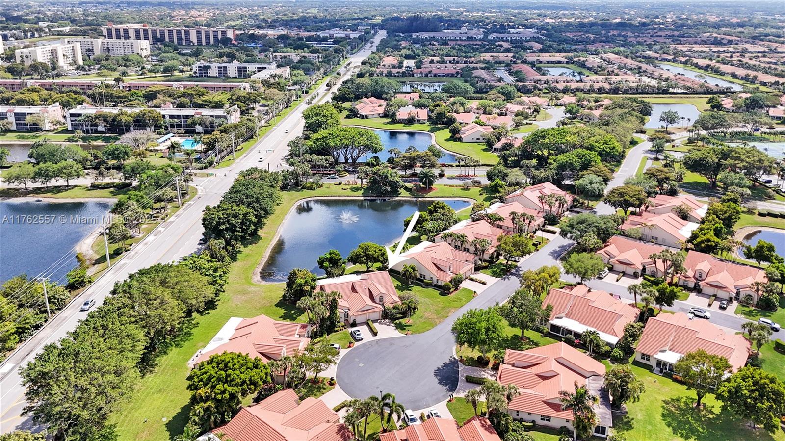 EMERALD POINTE 1 - Residential