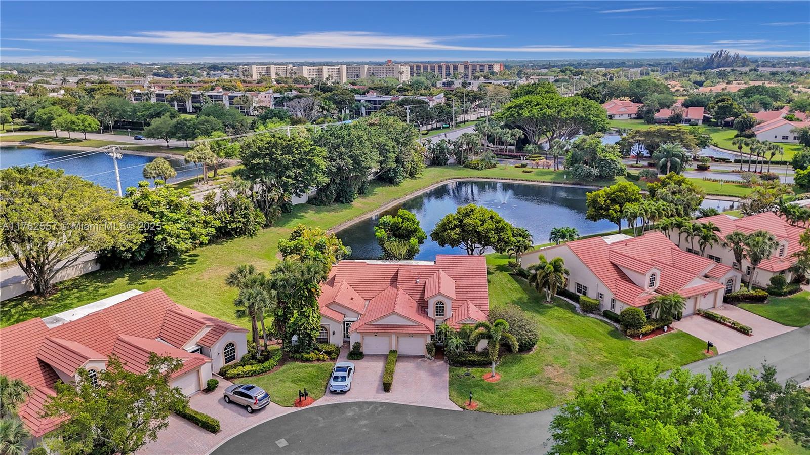 EMERALD POINTE 1 - Residential