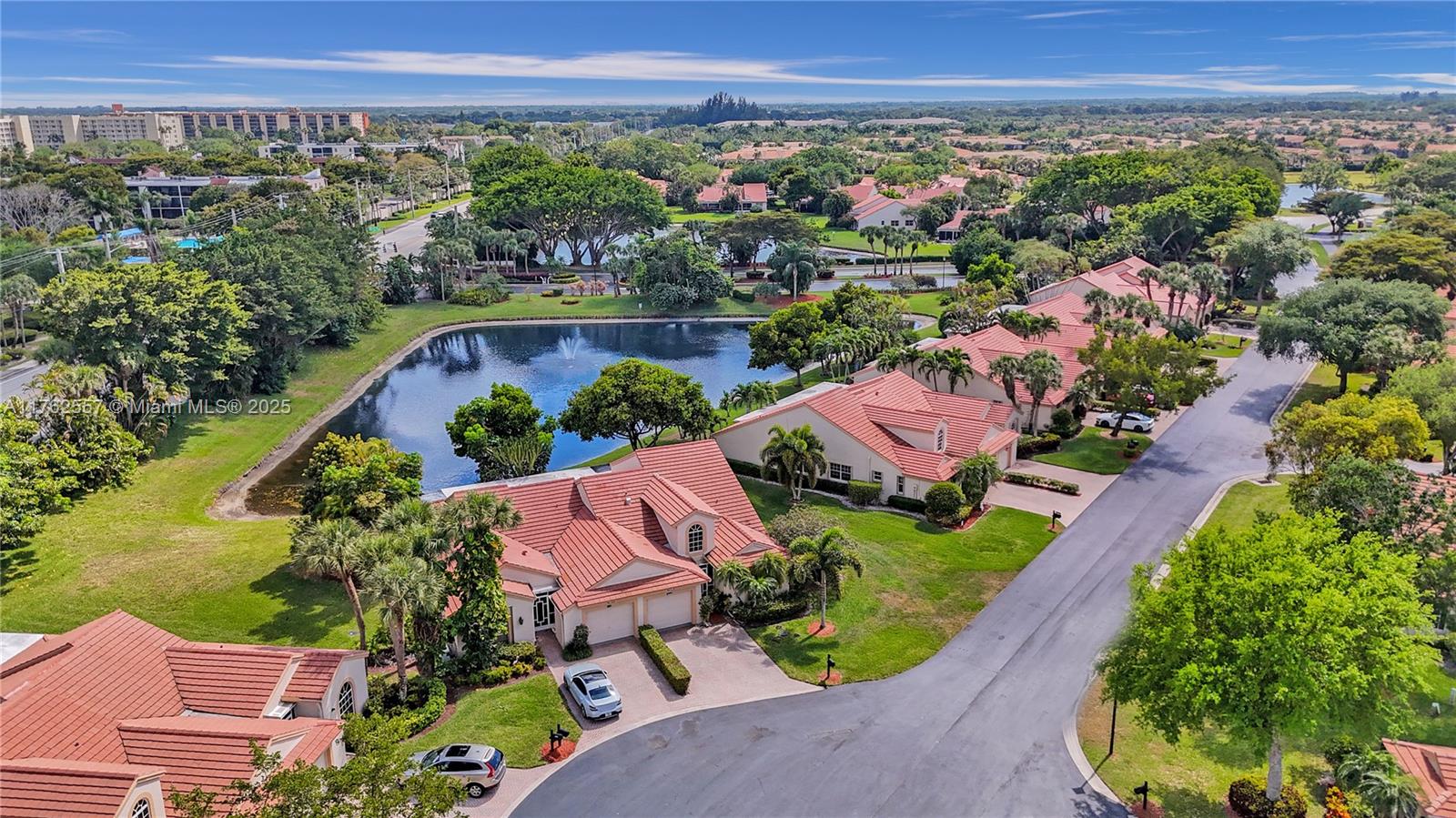 EMERALD POINTE 1 - Residential