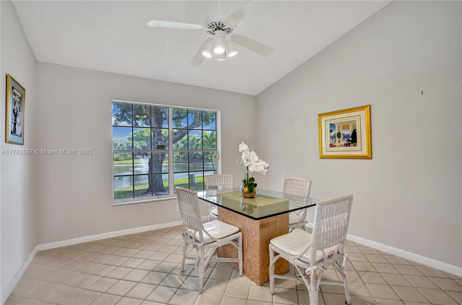 EMERALD POINTE 1 - Residential