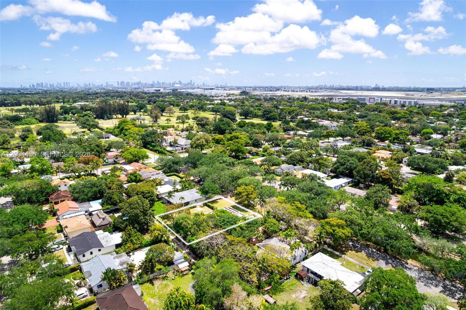 COUNTRY CLUB ESTATES SEC - Residential