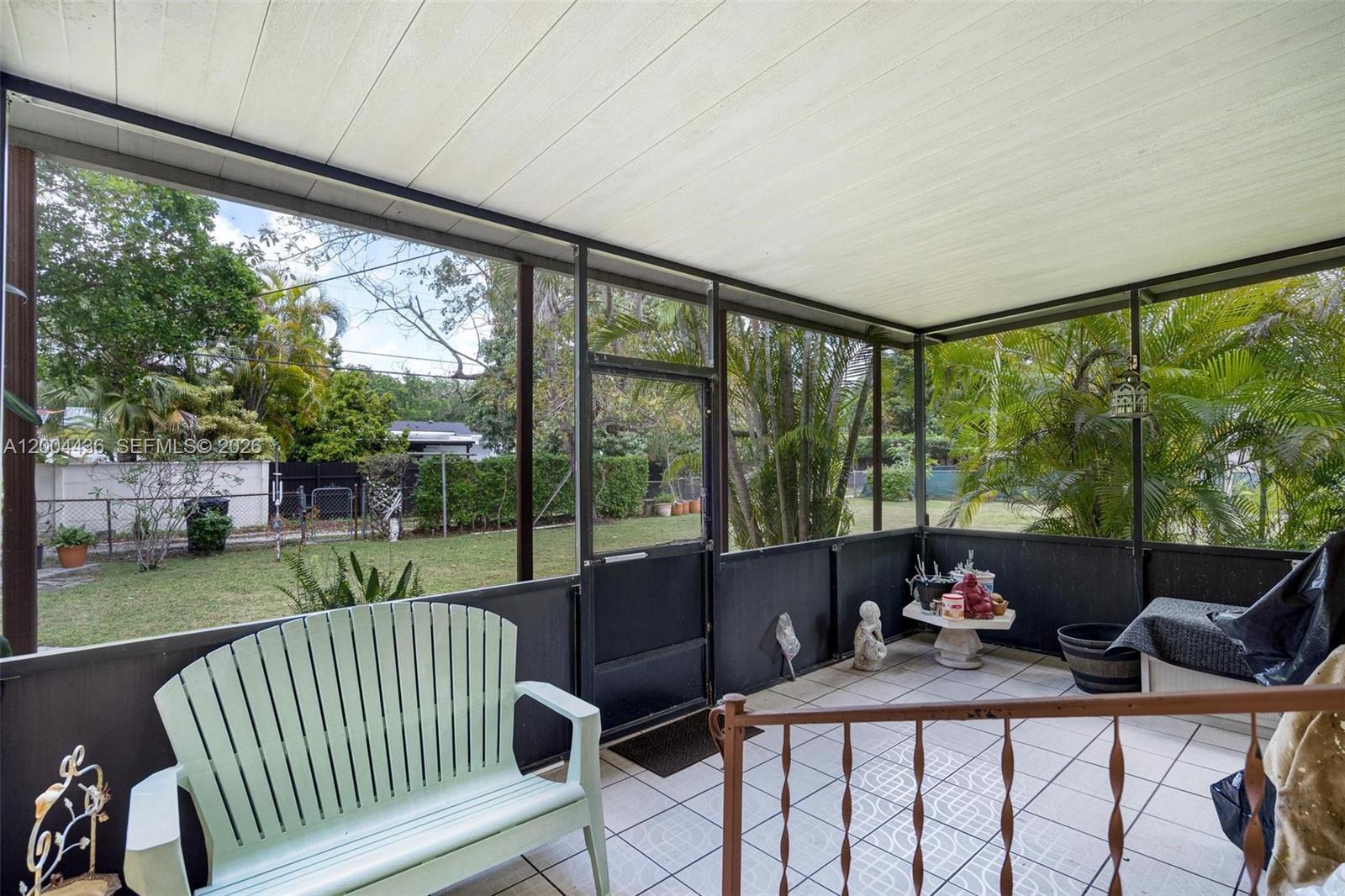 COUNTRY CLUB ESTATES SEC - Residential