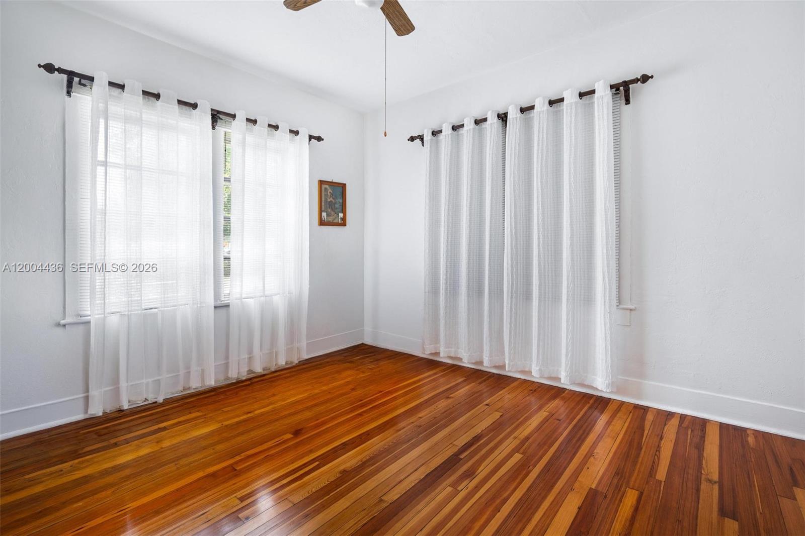 COUNTRY CLUB ESTATES SEC - Residential