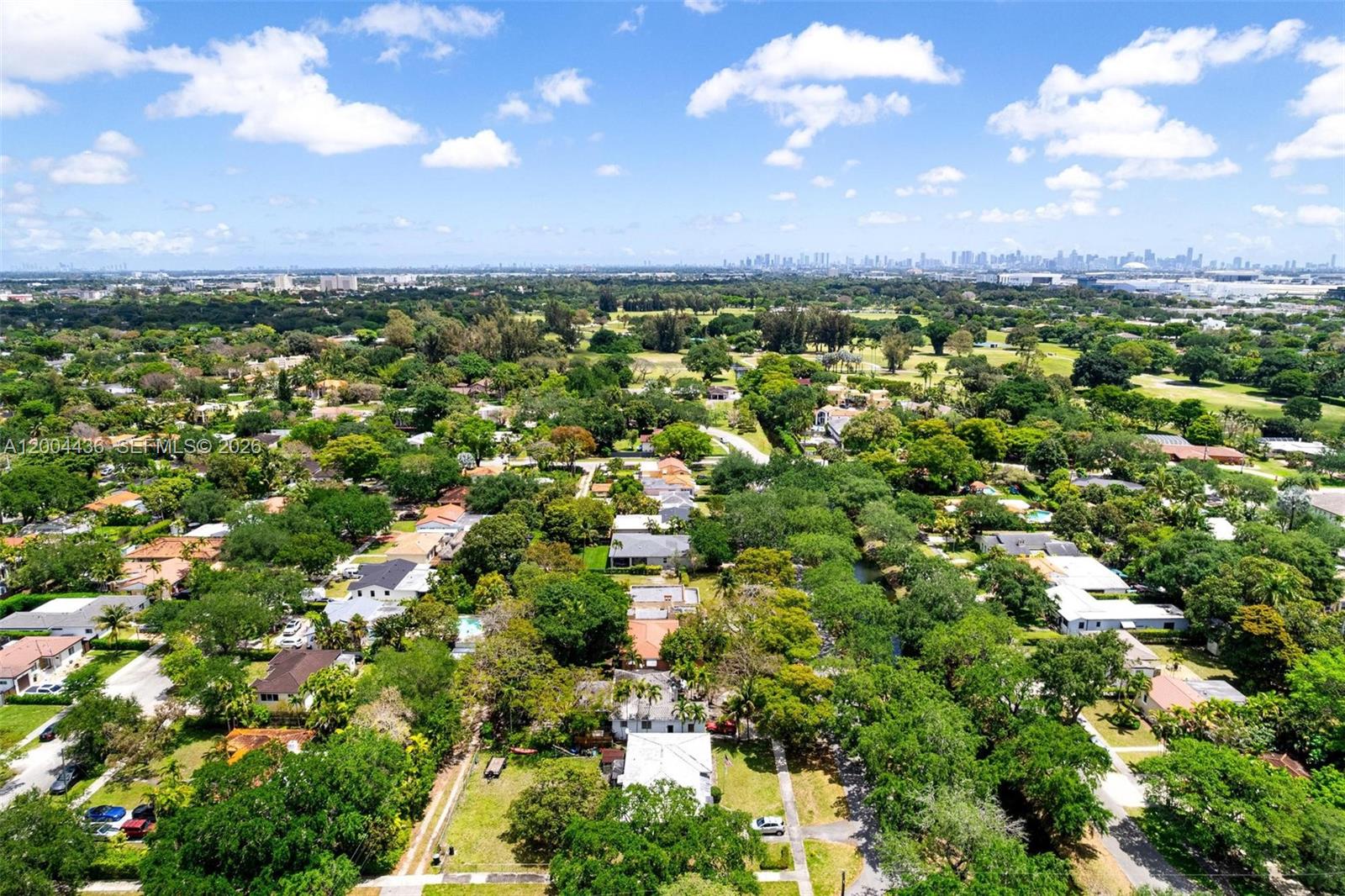 COUNTRY CLUB ESTATES SEC - Residential