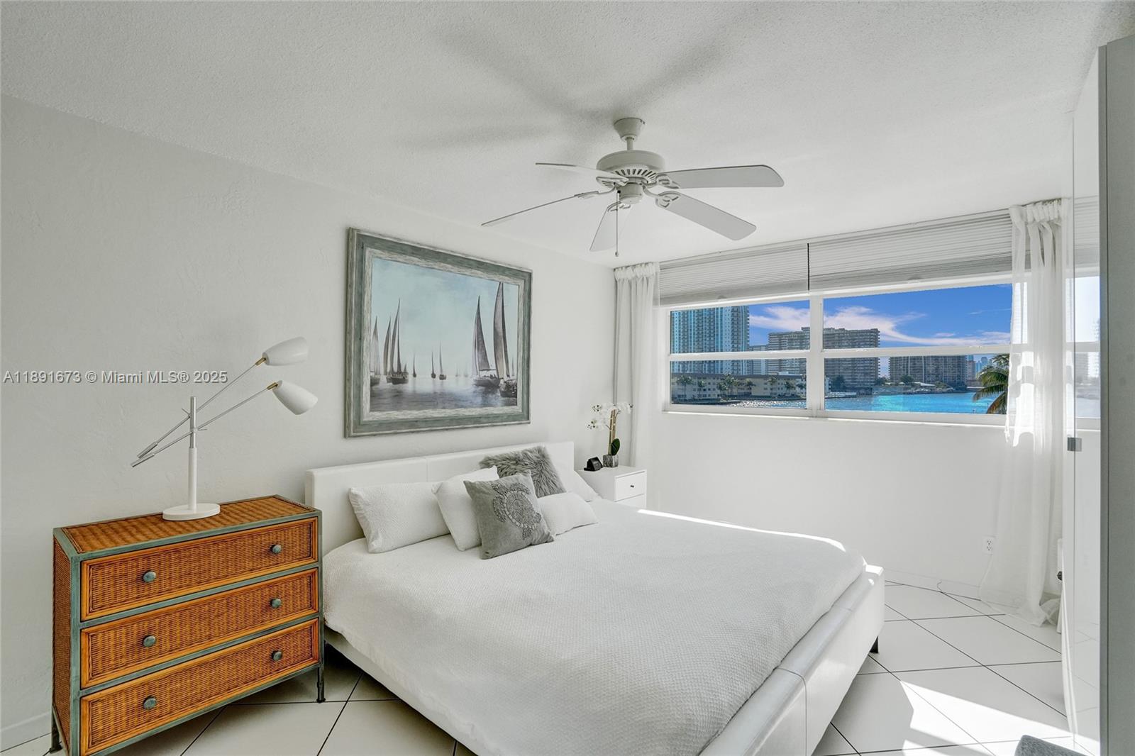 2600 Diana Dr 308