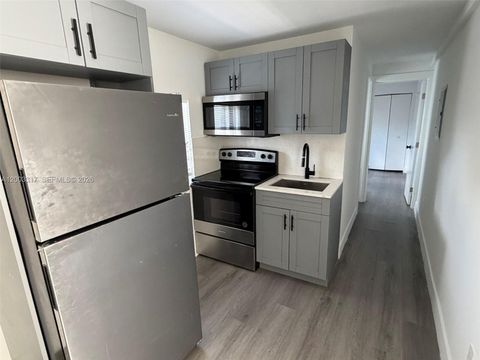 638 SW 21st Ave 2 Miami FL 33135