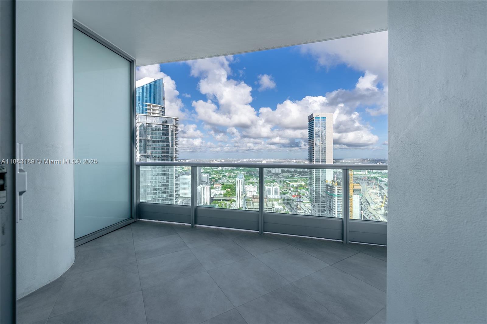 900 BISCAYNE BAY CONDO - Residential Lease