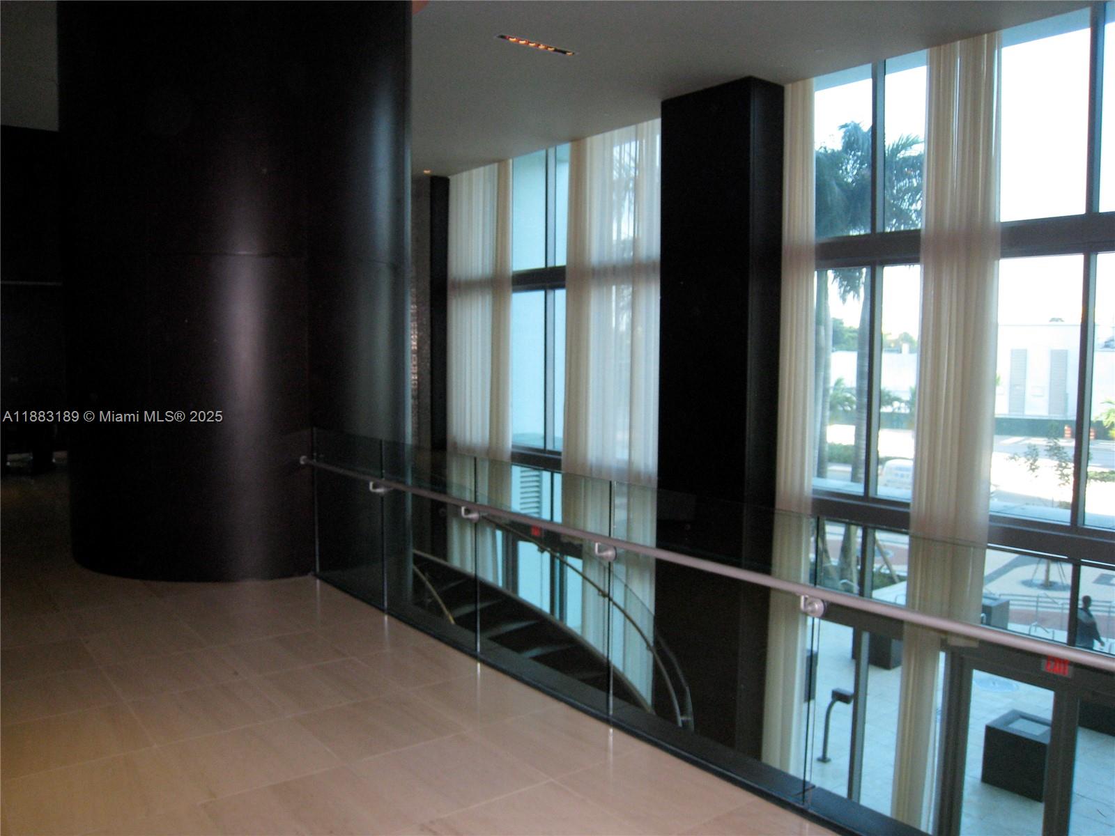 900 BISCAYNE BAY CONDO - Residential Lease
