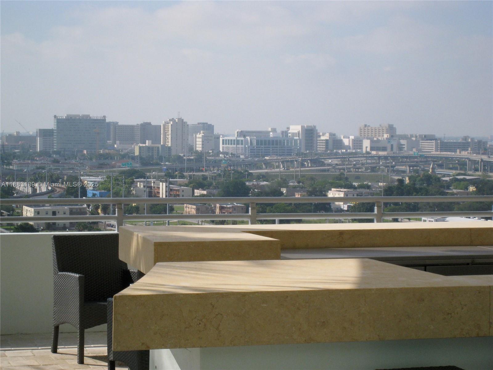 900 BISCAYNE BAY CONDO - Residential Lease