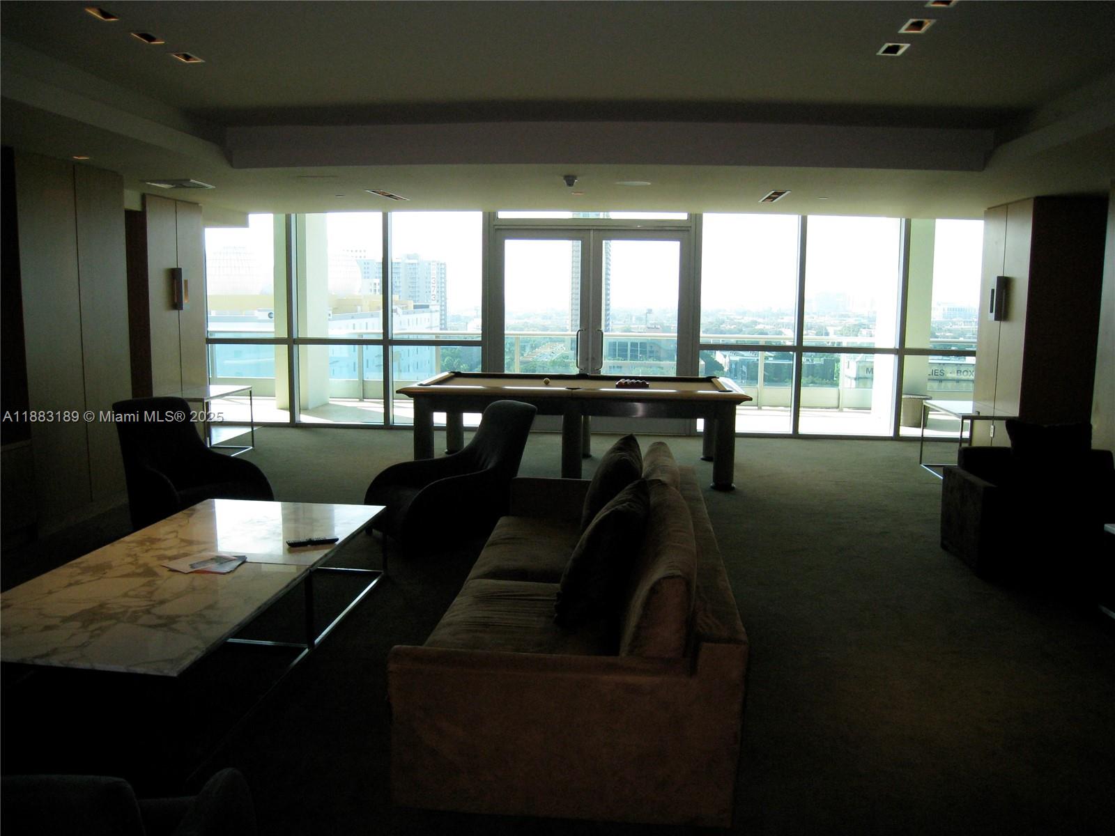 900 BISCAYNE BAY CONDO - Residential Lease