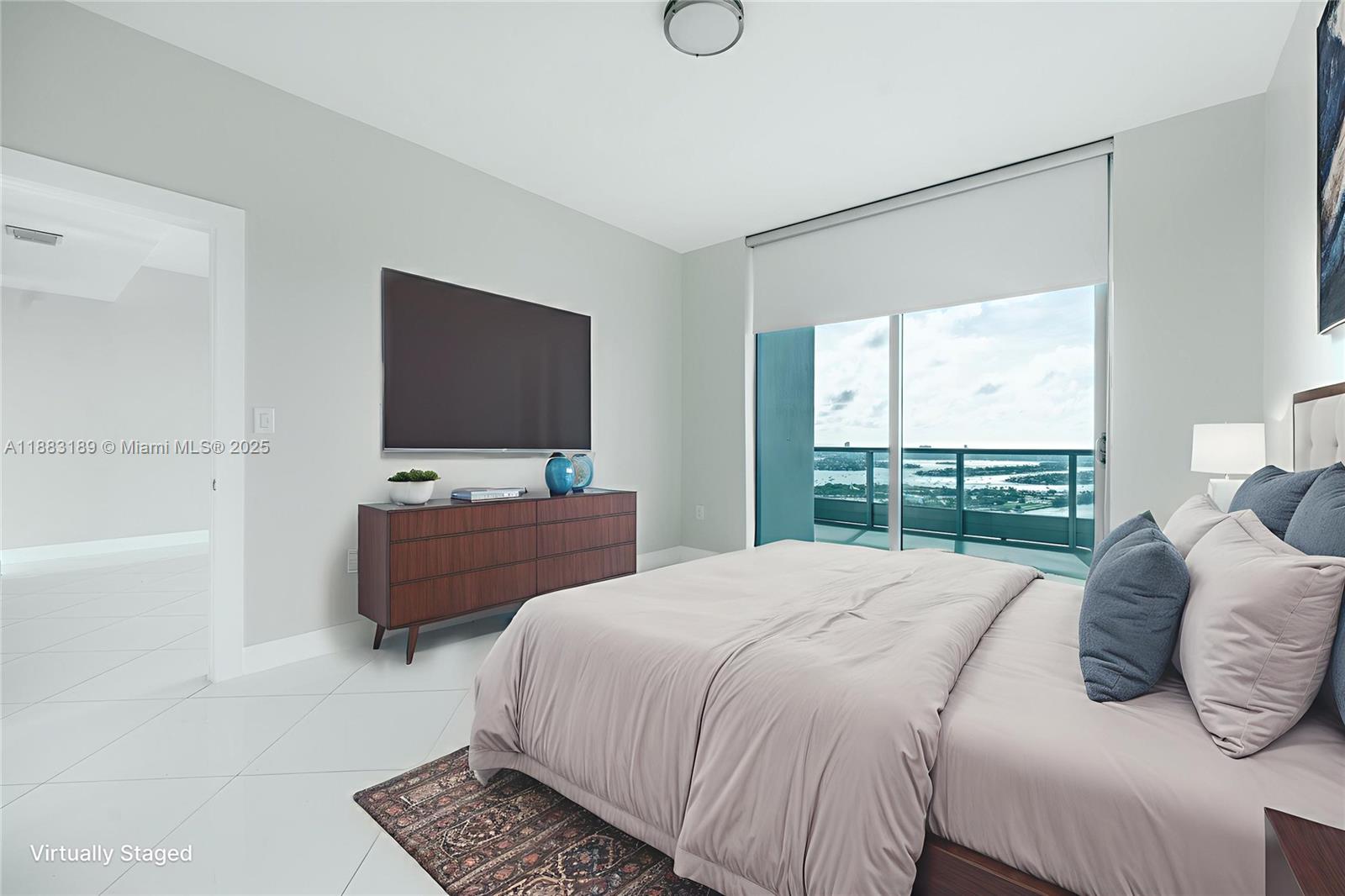 900 BISCAYNE BAY CONDO - Residential Lease