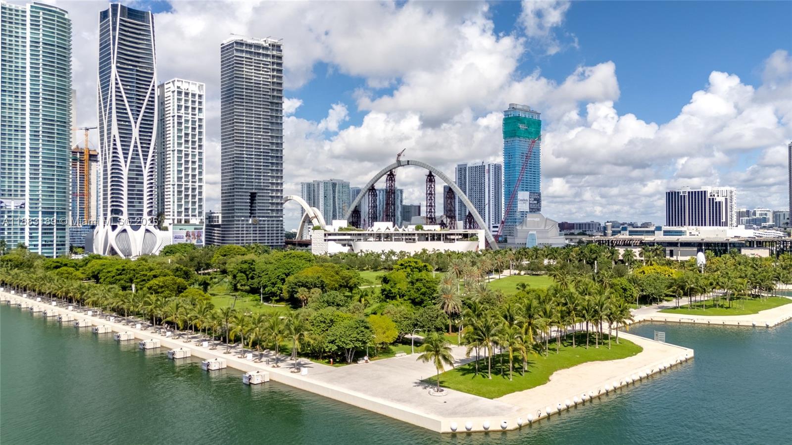 900 BISCAYNE BAY CONDO - Residential Lease