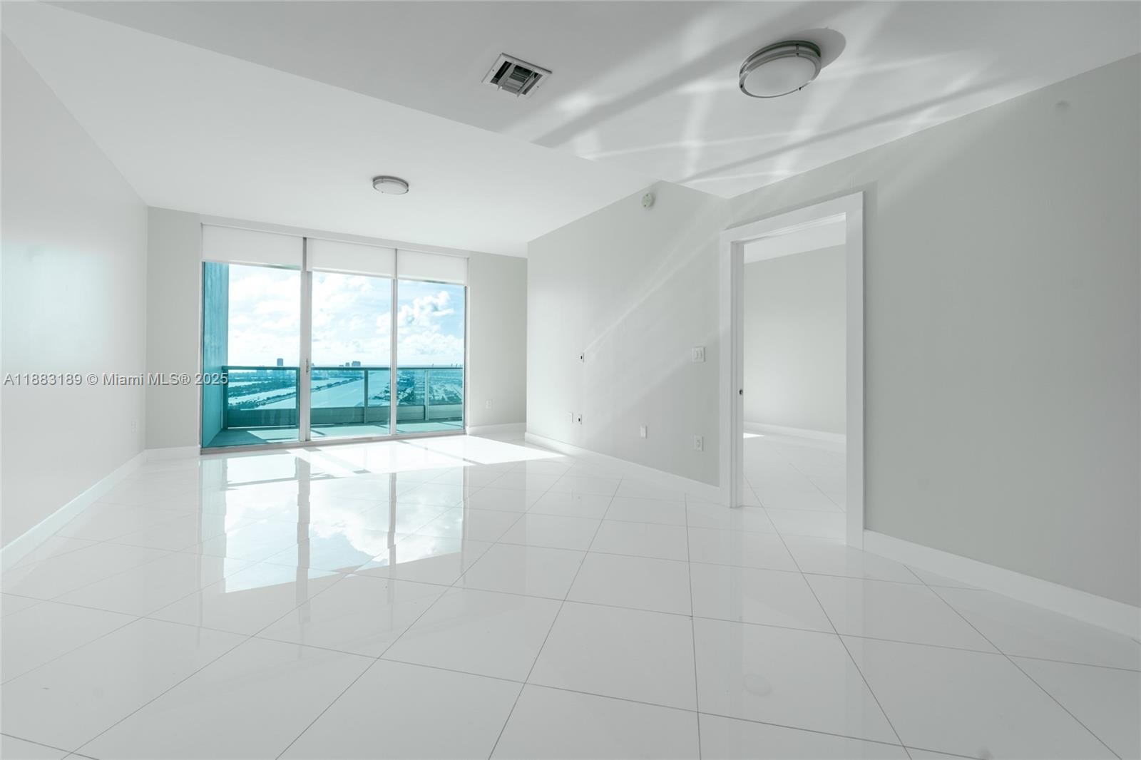 900 BISCAYNE BAY CONDO - Residential Lease