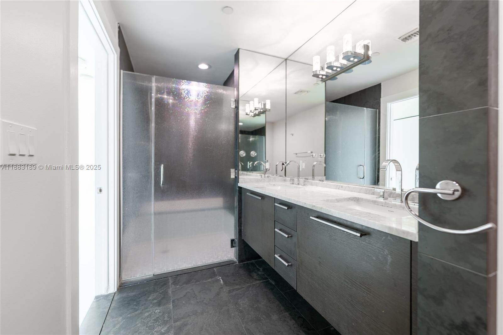 900 BISCAYNE BAY CONDO - Residential Lease