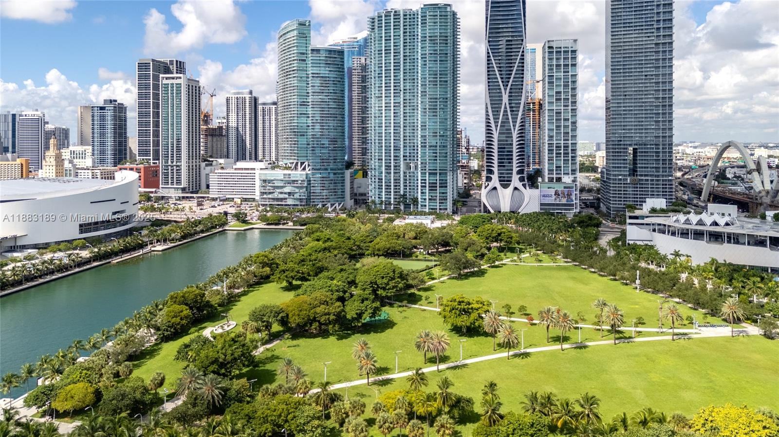 900 BISCAYNE BAY CONDO - Residential Lease