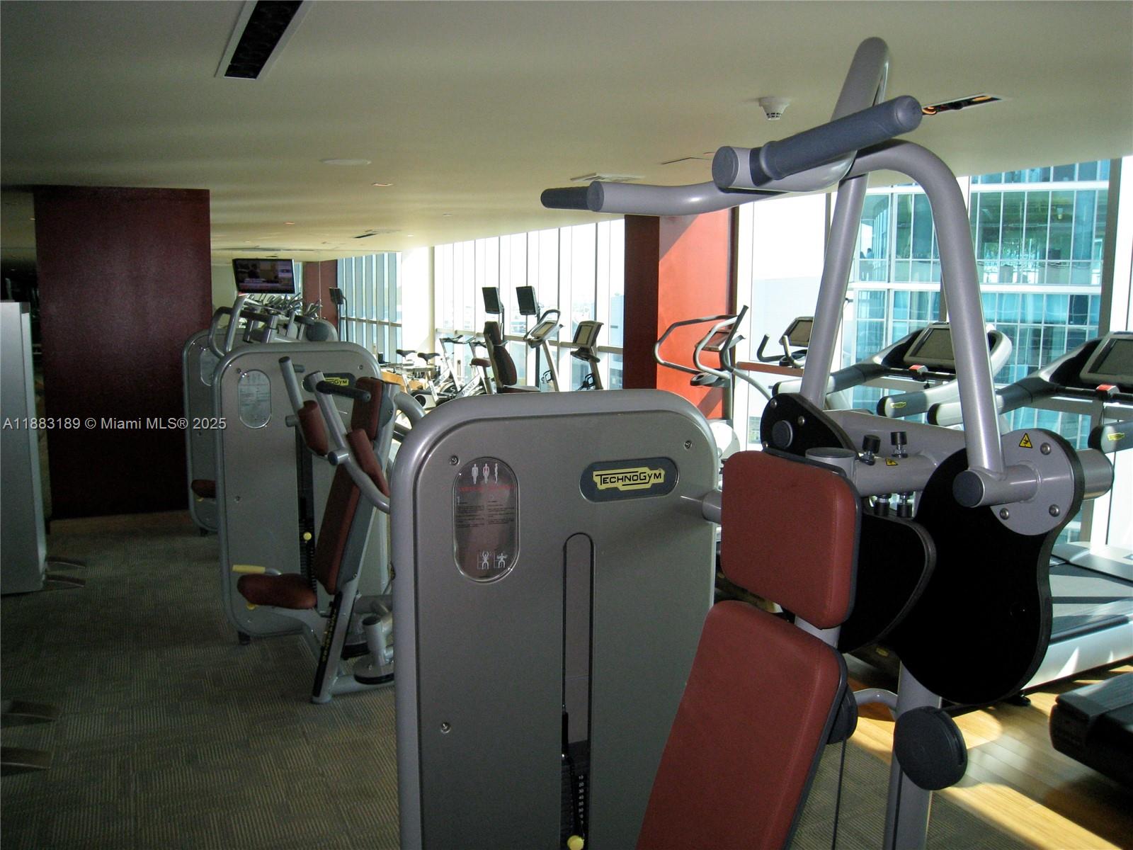 900 BISCAYNE BAY CONDO - Residential Lease