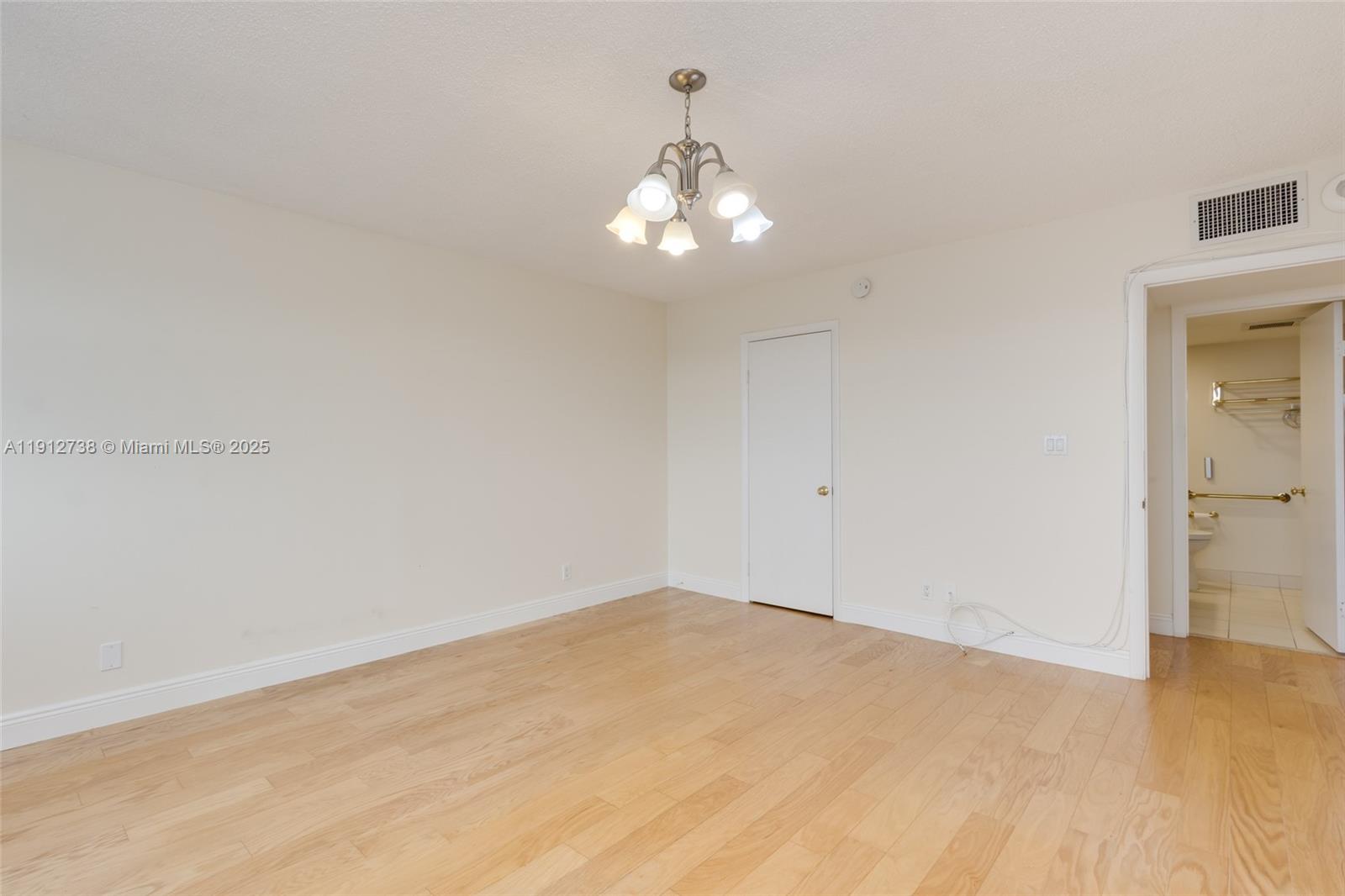 PLAZA SOUTH CONDO - Residential