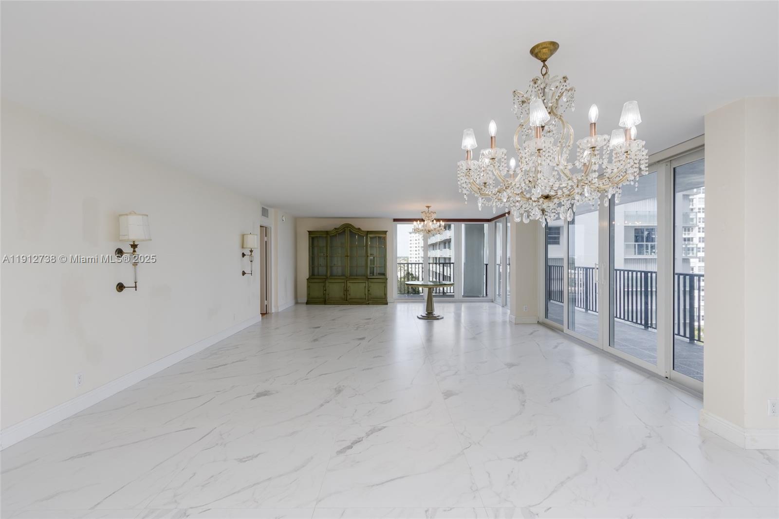 PLAZA SOUTH CONDO - Residential