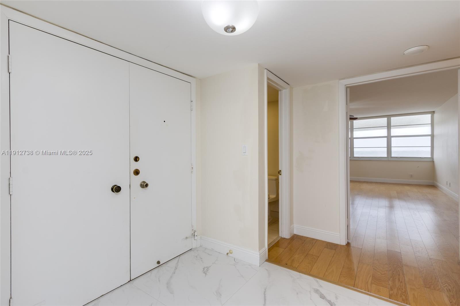 PLAZA SOUTH CONDO - Residential