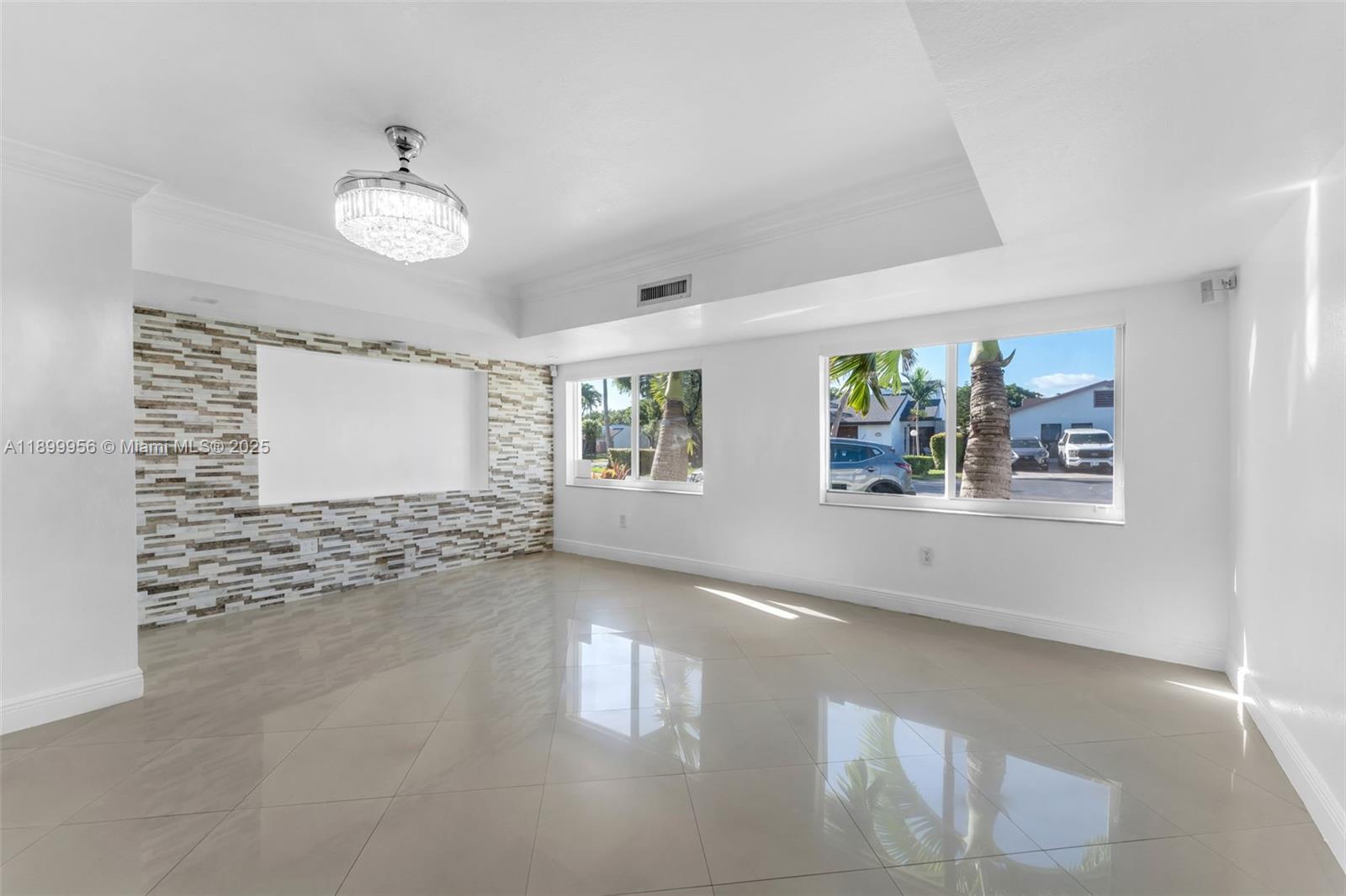 HACIENDA ESTATES SEC 2 - Residential