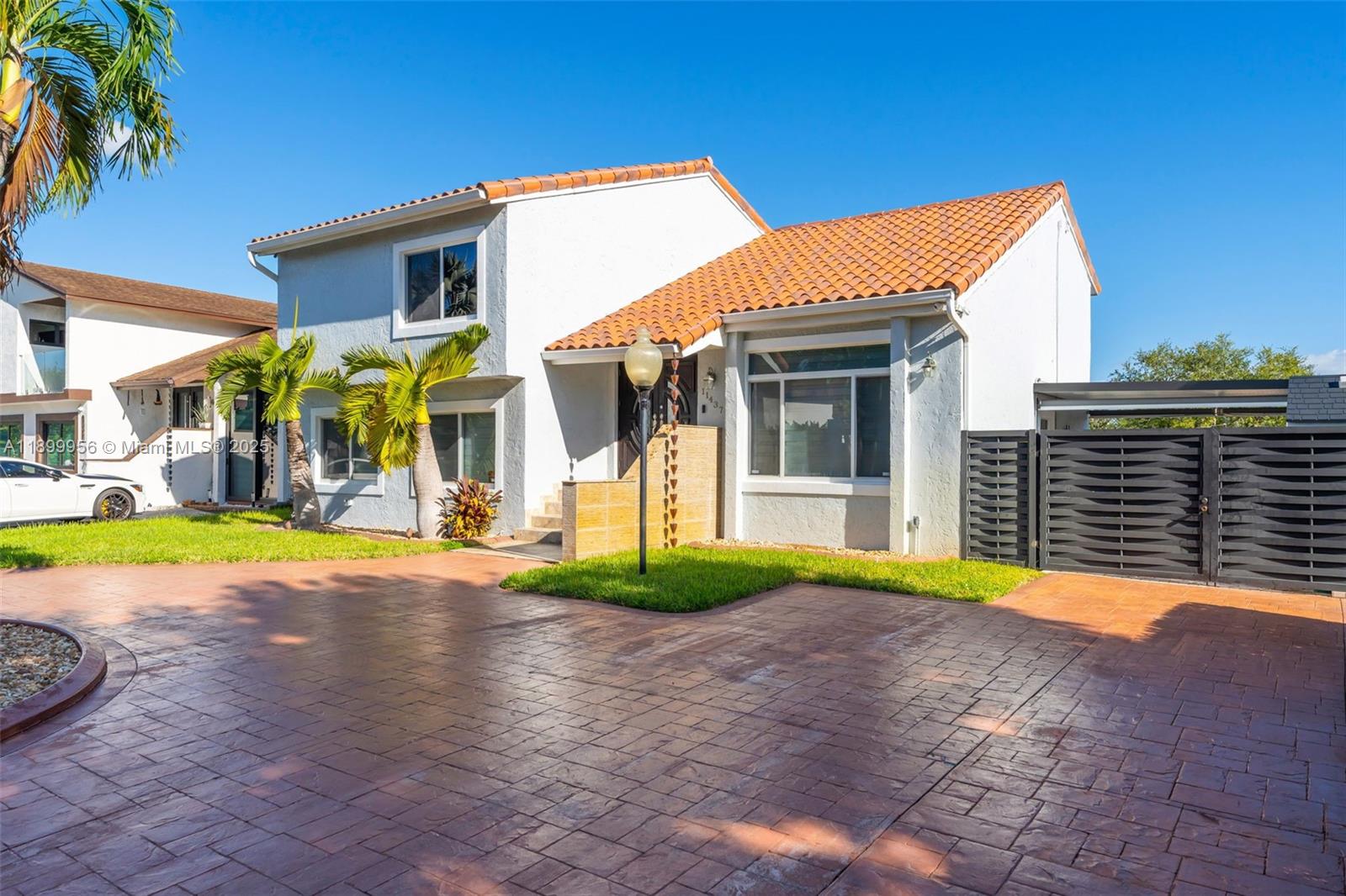 HACIENDA ESTATES SEC 2 - Residential